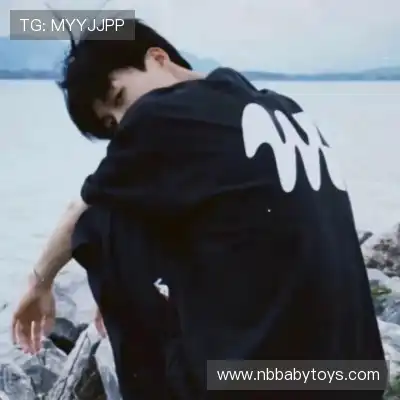 滑凤默